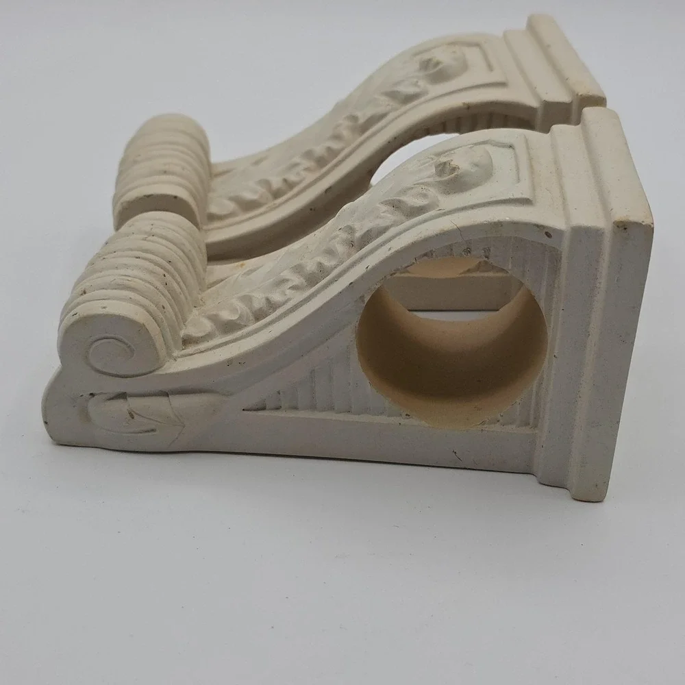 White Pair Ornate Acanthus Leaf and Scroll Decorative Curtain Rod Holder Corbels